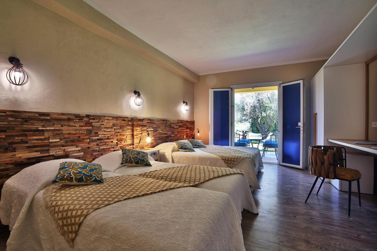 Hotel Du Pont De L'Oso Lecci Ngoại thất bức ảnh