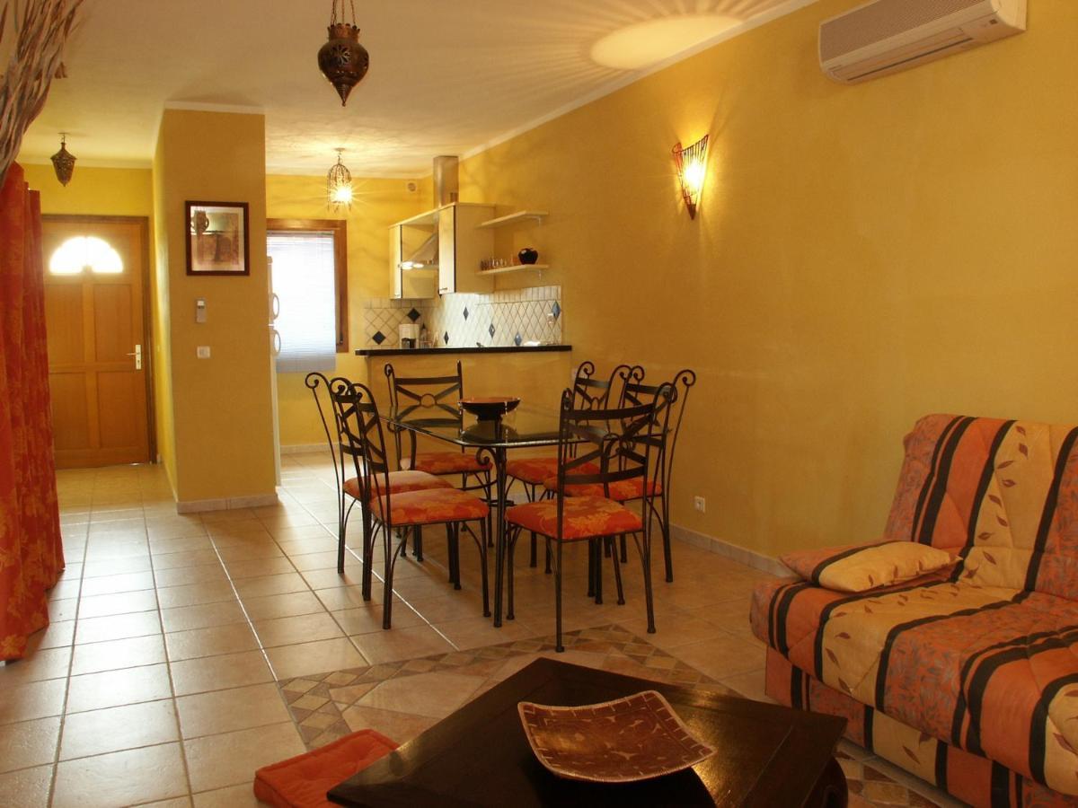Hotel Du Pont De L'Oso Lecci Ngoại thất bức ảnh