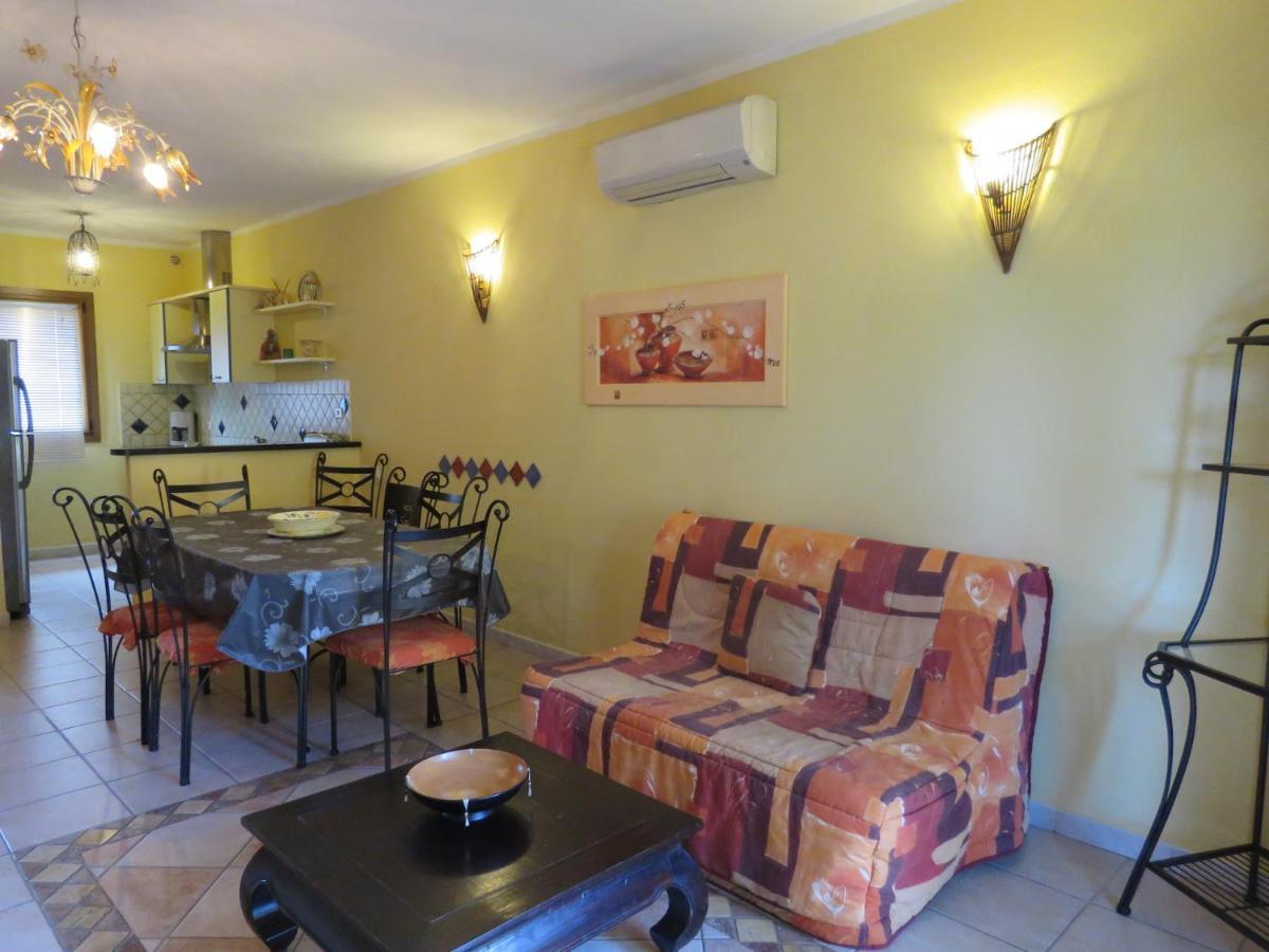 Hotel Du Pont De L'Oso Lecci Ngoại thất bức ảnh